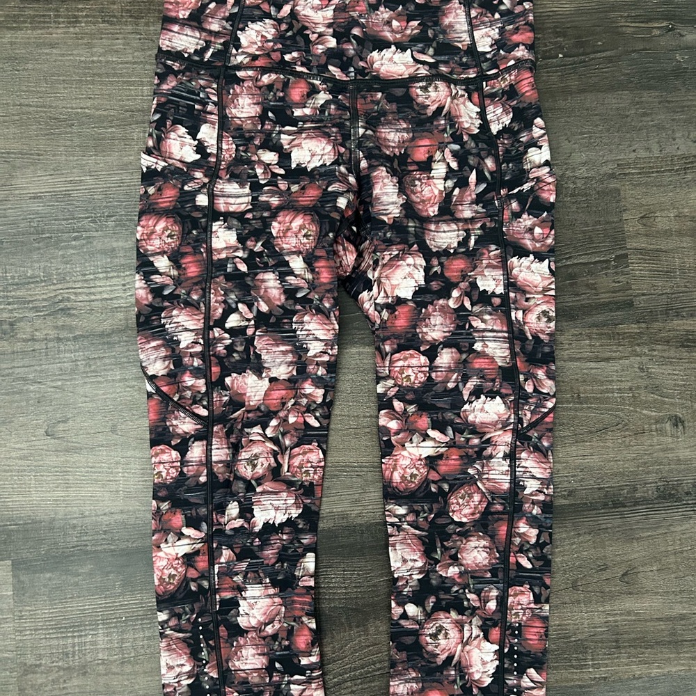 lululemon athletica Floral Leggings - Black and Pink